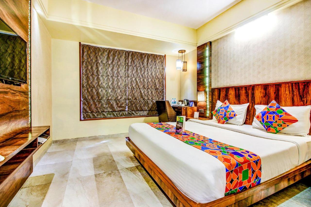 Hotel Crawford Inn Mumbai Exteriör bild