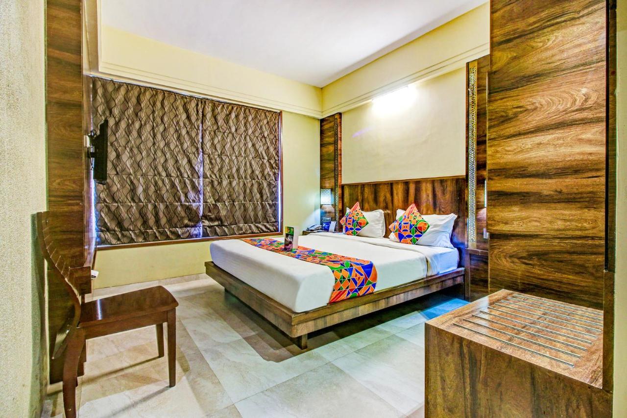 Hotel Crawford Inn Mumbai Exteriör bild