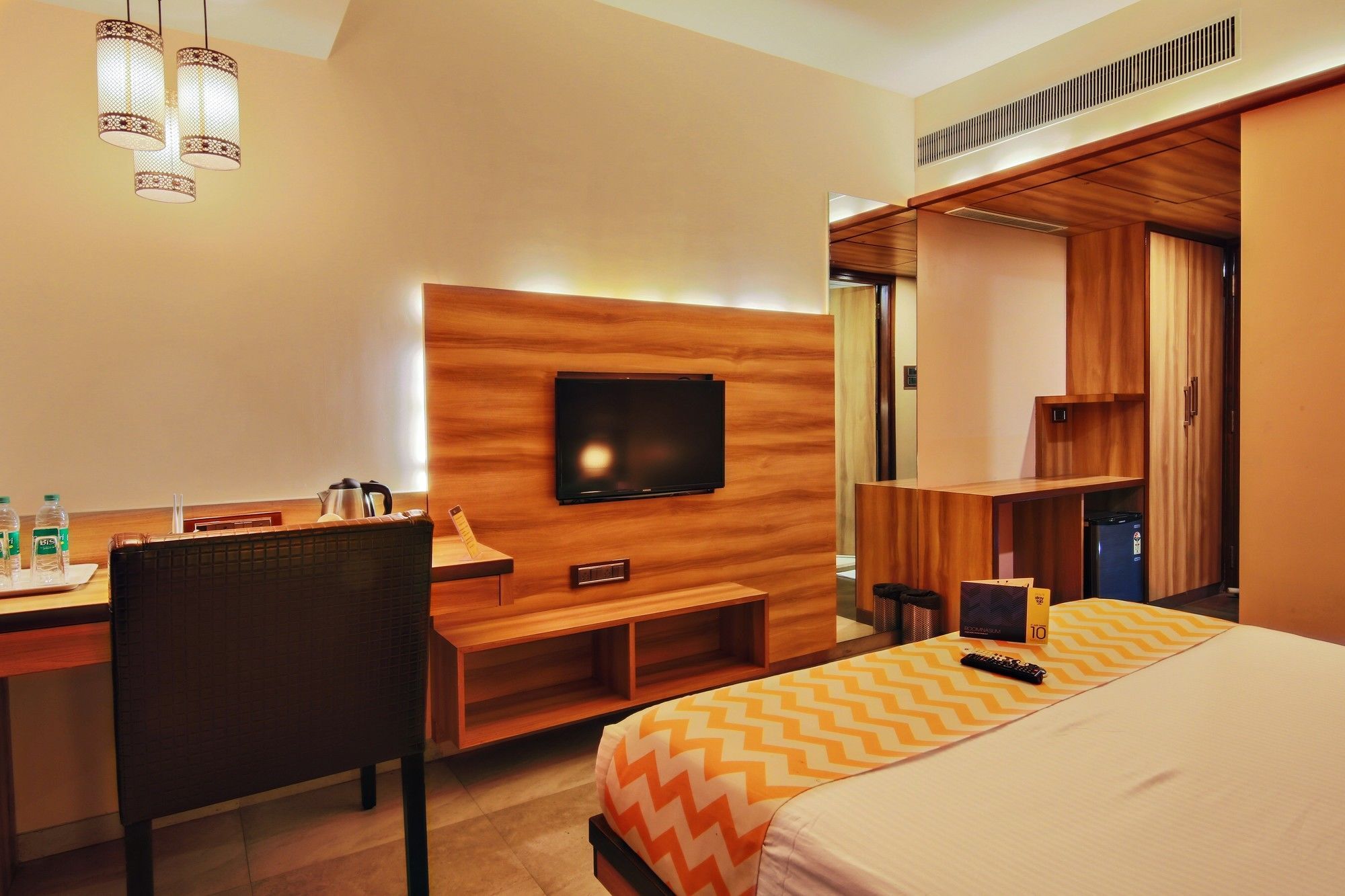 Hotel Crawford Inn Mumbai Exteriör bild