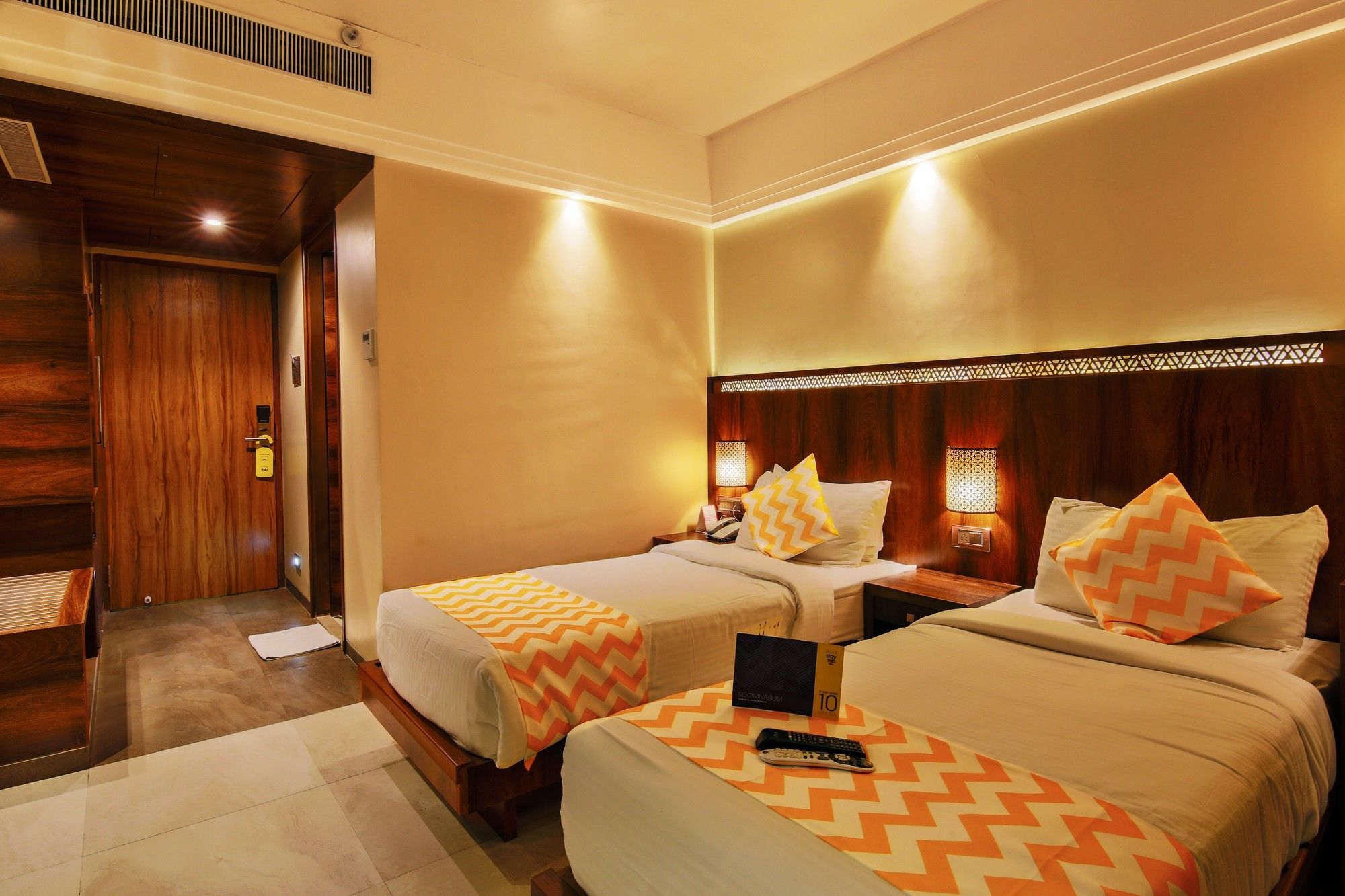 Hotel Crawford Inn Mumbai Exteriör bild
